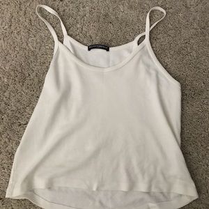super cute basic brandy whit tank top!💌